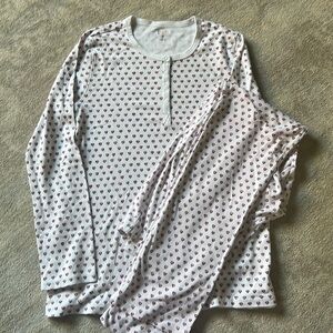 LIKE NEW authentic Roller Rabbit PJS. Little heart pattern in size small.